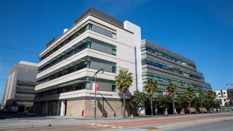 ucsf helen diller family comprehensive cancer center